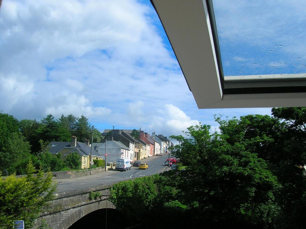 Riverbank Cottages Scarriff  Exterior foto